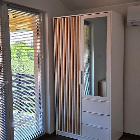 Apartman M&M Duga Resa Bagian luar foto