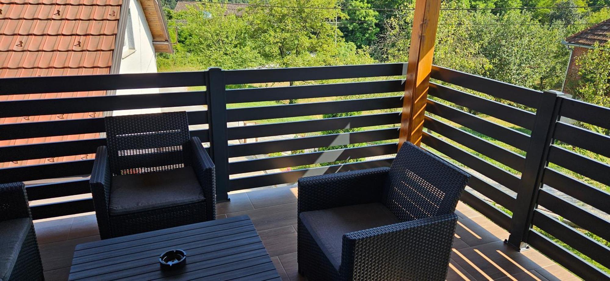 Apartman M&M Duga Resa Bagian luar foto
